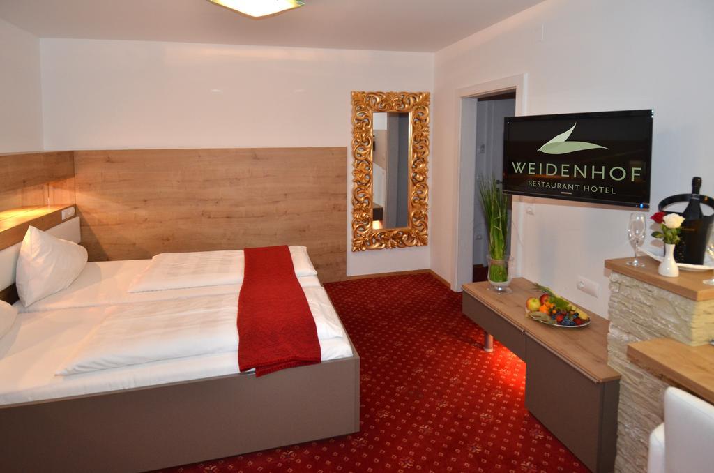 Hotel Weidenhof Клагенфурт Екстериор снимка