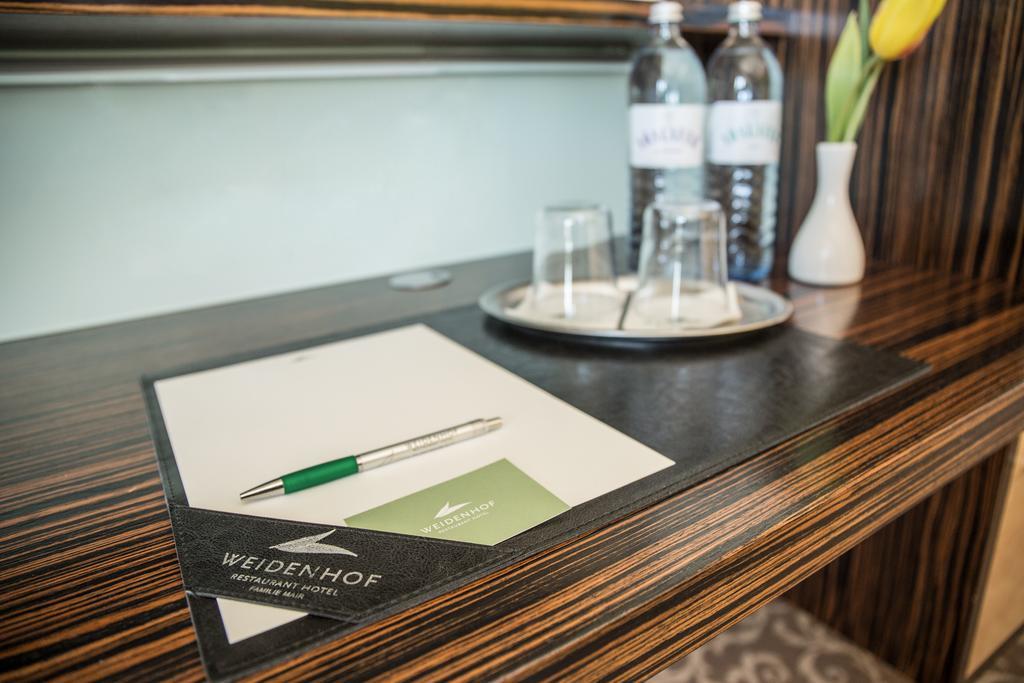 Hotel Weidenhof Клагенфурт Екстериор снимка